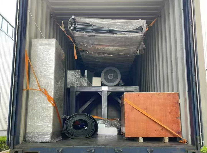 中國制造撕碎機發(fā)往巴基斯坦.jpg